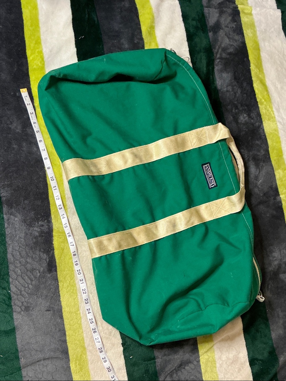 Vintage Lands' End Emerald Green Canvas Tote with Cream Handles - Picture 3 of 8